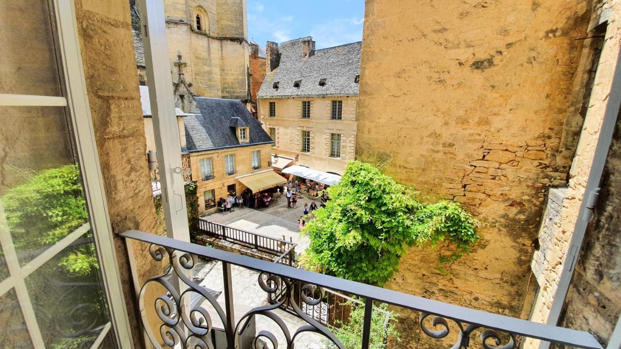 Les Chambres Du "Coup De Coeur De Sarlat" Eksteriør bilde